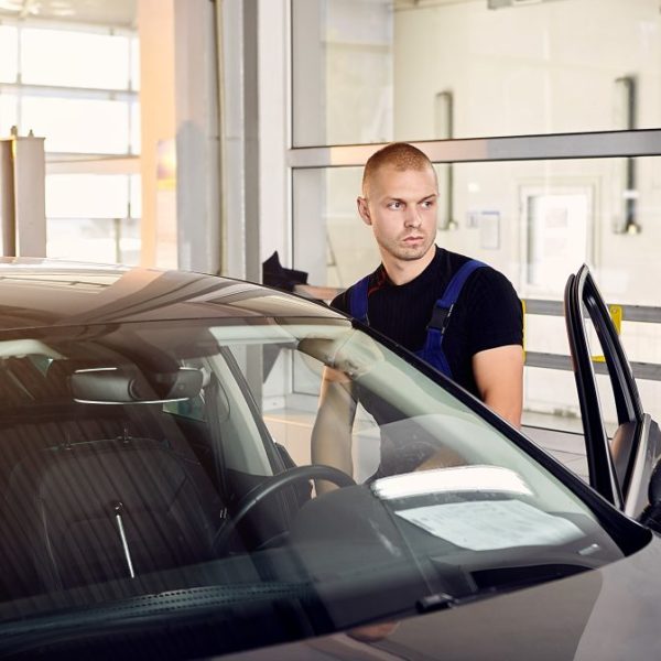 The Importance of Prompt Windshield Repair Why You Shouldn't Wait